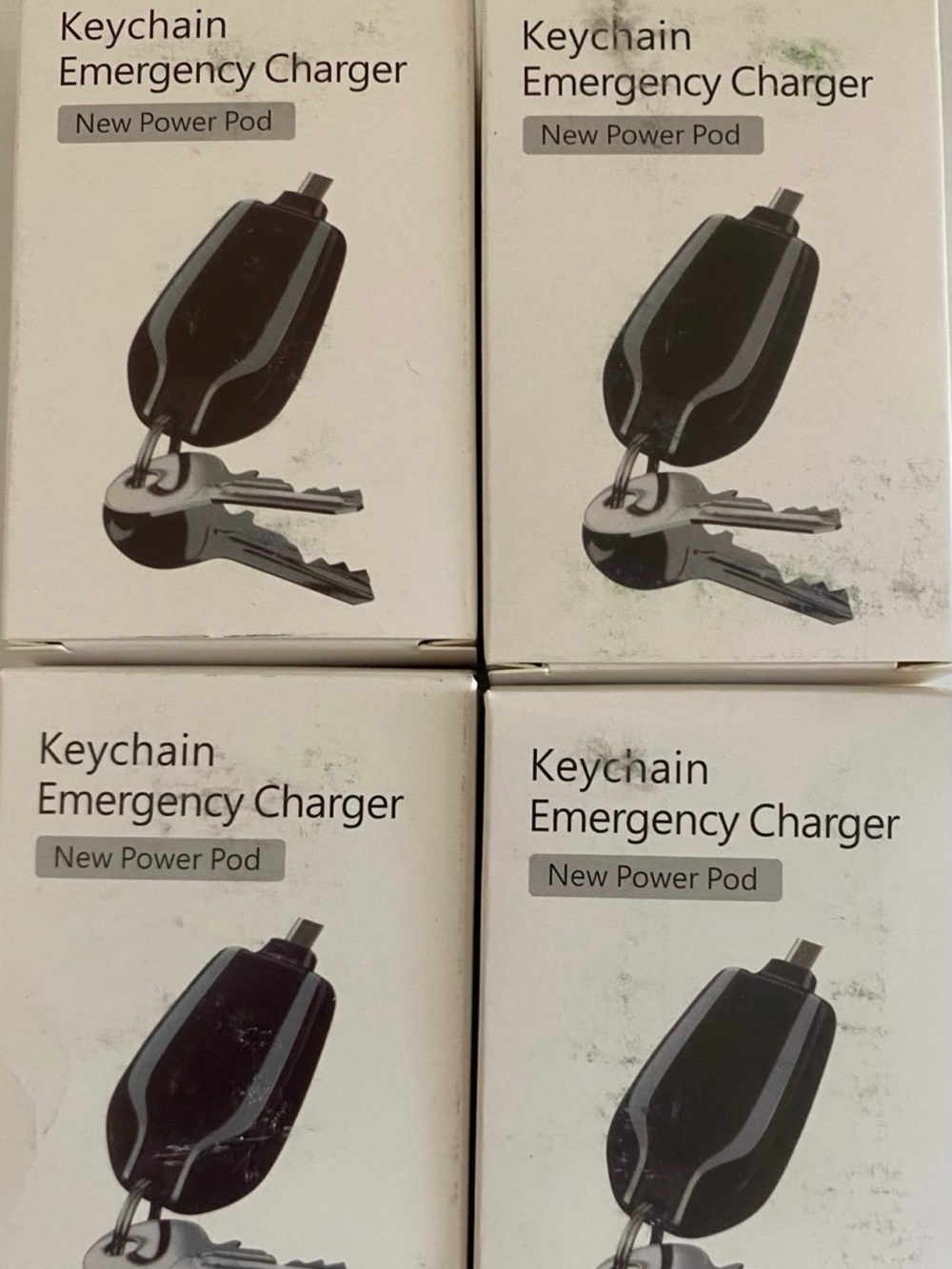(4 Pack ) Emergency keychain charger